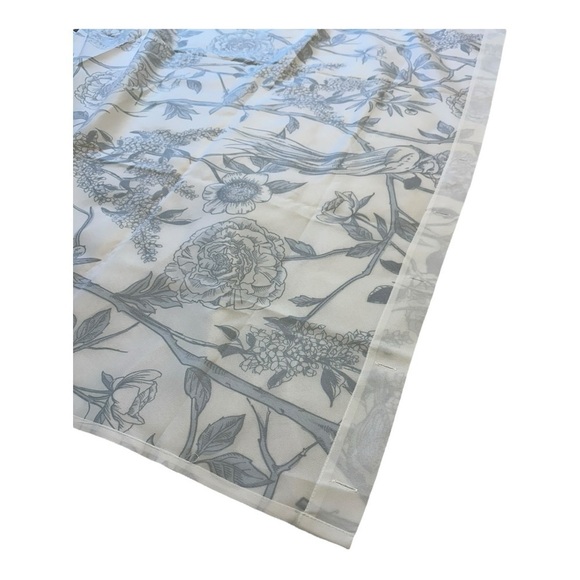 Bird & Toile Floral Pattern Shower Curtain - NEW! - Picture 2 of 9